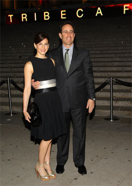 Illustration for article titled Tribeca Film Festival: The Stars Dress Up For Robert DeNiro